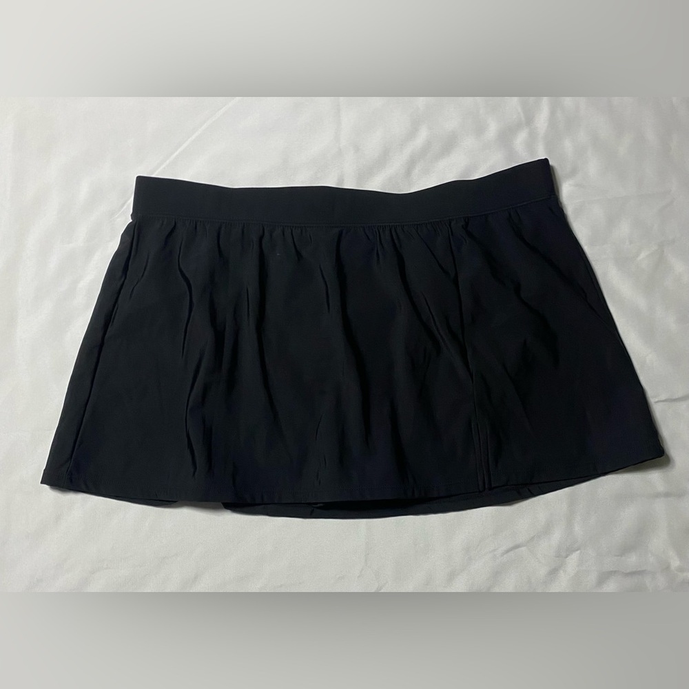 Size XL aqua green swim skirt new without tags
